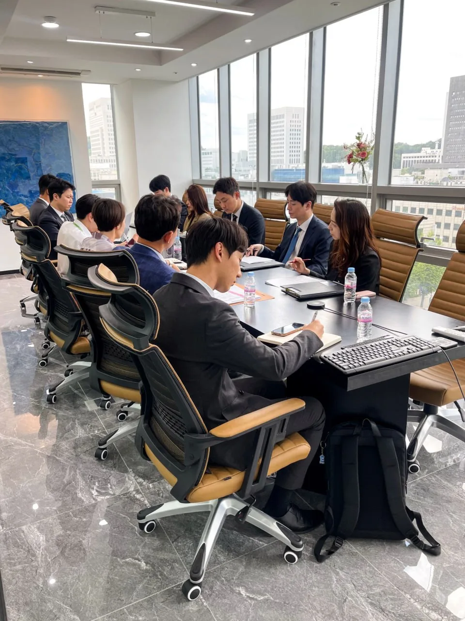 부산 이혼전문변호사 로엘법무법인 회의실 모습